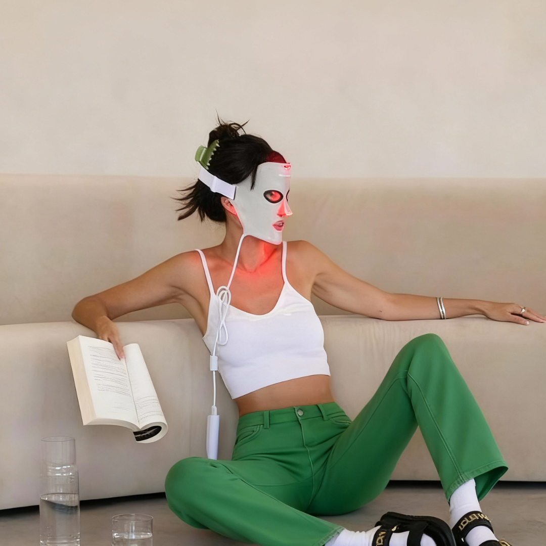 Dermaindia BIO WEE gradient Light Source Facemask